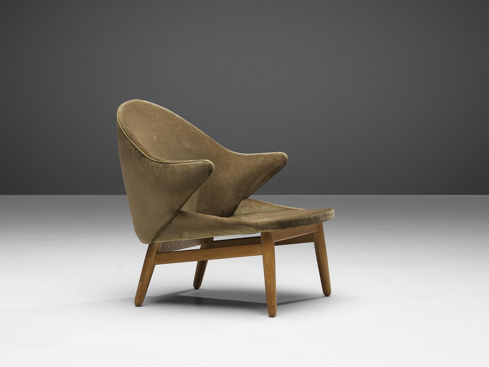 Hans olsen armchair sale