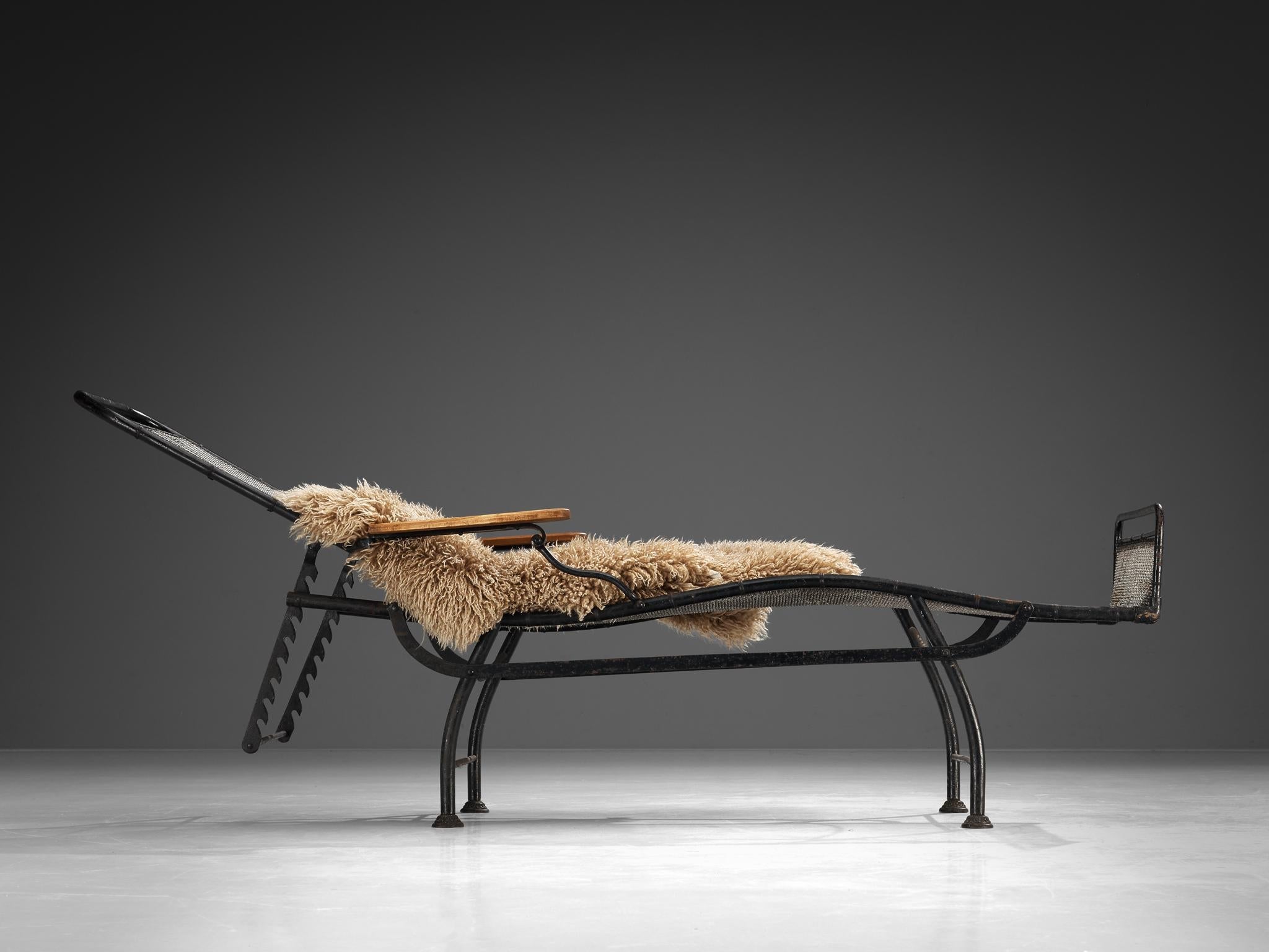 French Adjustable Chaise Longue in Black Iron and Wood