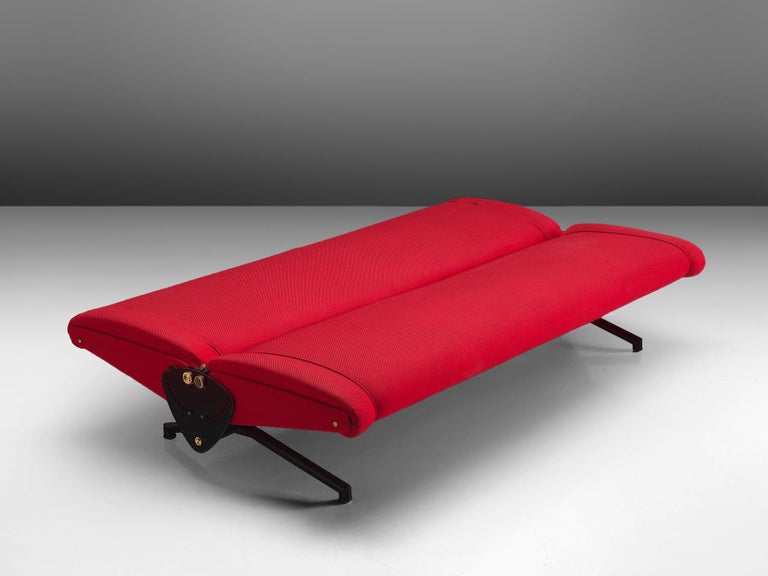 Osvaldo Borsani for Tecno 'D70' Sofa in Red Upholstery