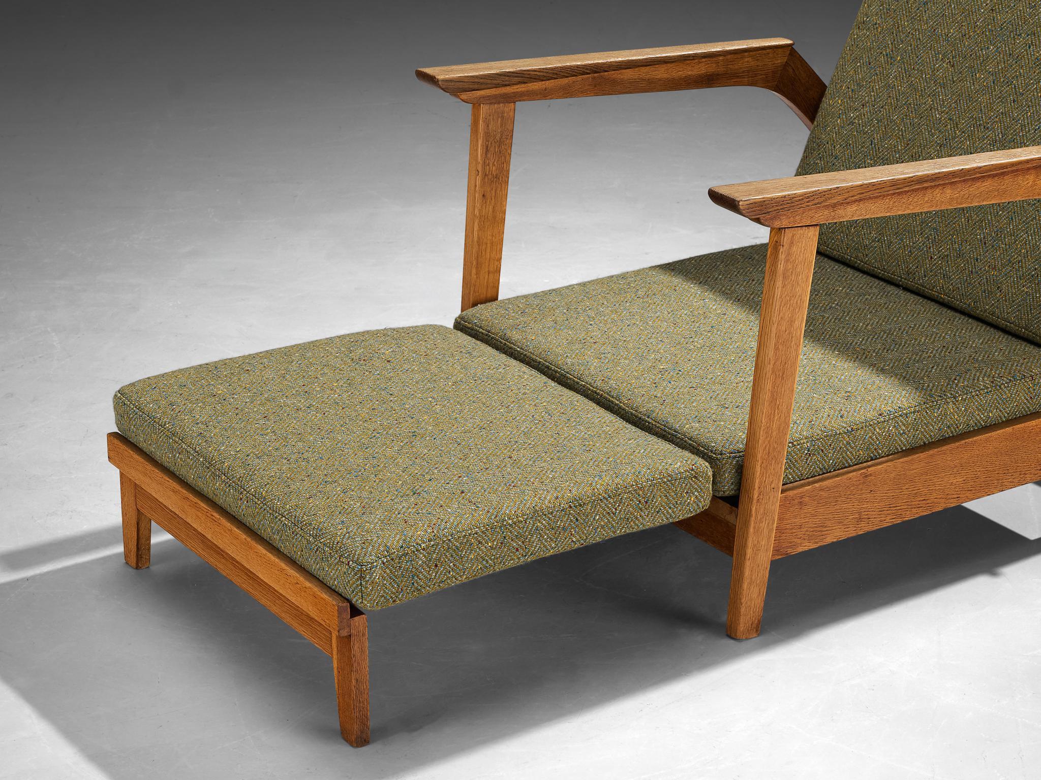 1950s Scandinavian Adjustable Chaise Longue in Solid Oak and Green Wool