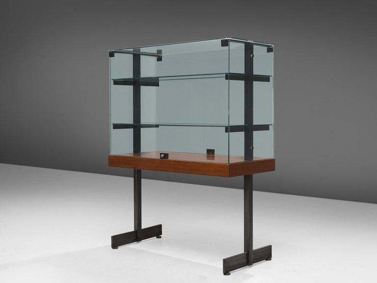 De Coene Showcase in Glass, Steel and Teak