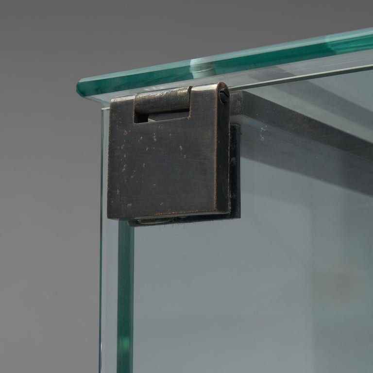 De Coene Showcase in Glass, Steel and Teak