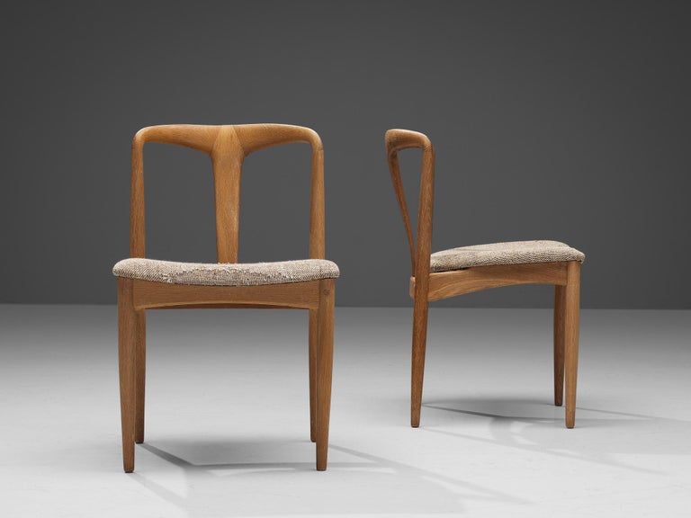 Johannes Andersen Pair of 'Juliane' Dining Chairs in Solid Oak and Beige Fabric