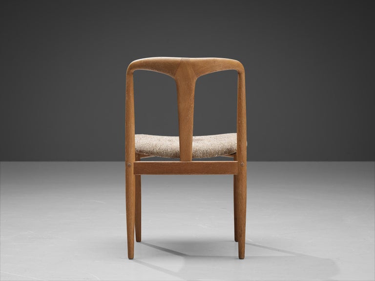 Johannes Andersen Pair of 'Juliane' Dining Chairs in Solid Oak and Beige Fabric