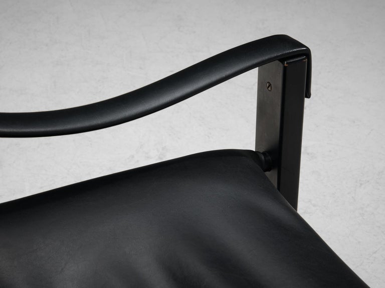 'Safari' Lounge Chair in Black Vinyl