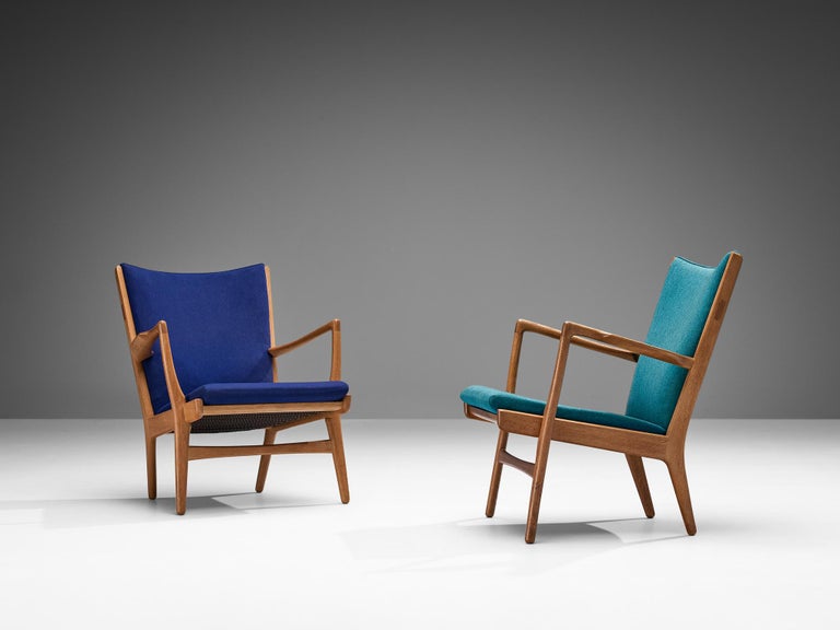 Hans J. Wegner Pair of Easy Chairs in Blue Upholstery and Oak