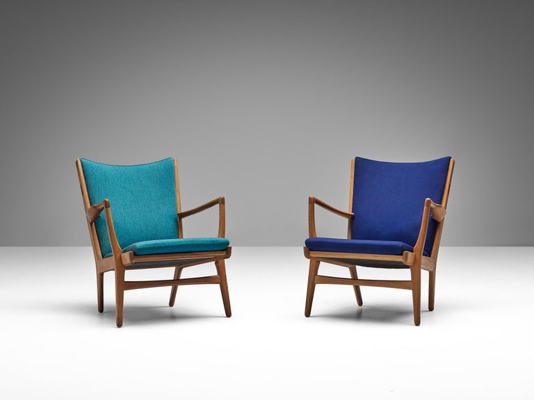 Hans J. Wegner Pair of Easy Chairs in Blue Upholstery and Oak