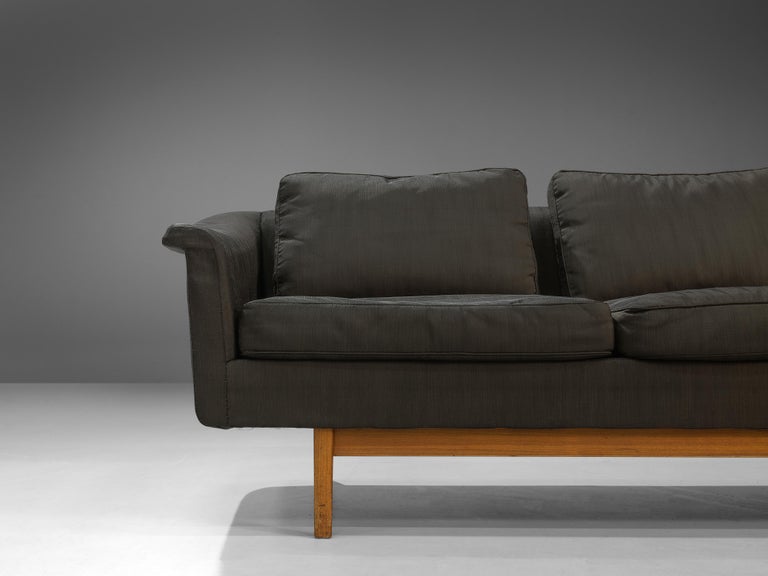 Folke Ohlsson for Dux ‘Passadena’ Sofa in Grey Upholstery and Walnut