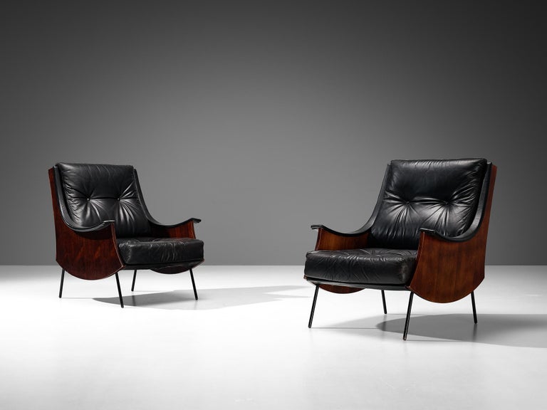 Carlo de Carli for Sormani Pair of 'PIPA' Lounge Chairs in Leather