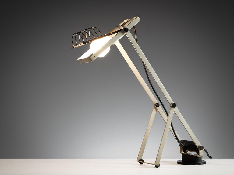 Ernesto Gismondi for Artemide Table Lamp 'Sintesi Tavolo' in White Steel