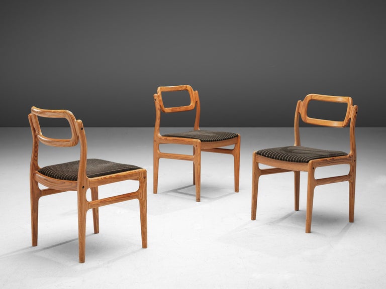 Johannes Andersen Set of Ten Dining Chairs in Pine