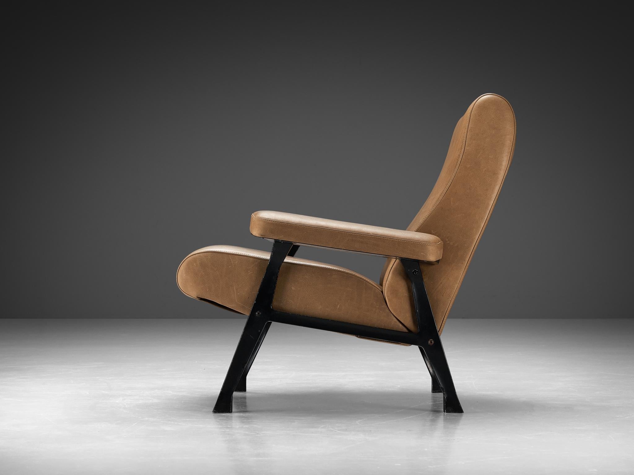 Roberto Menghi for Arflex ‘Hall’ Lounge Chair in Brown Leather