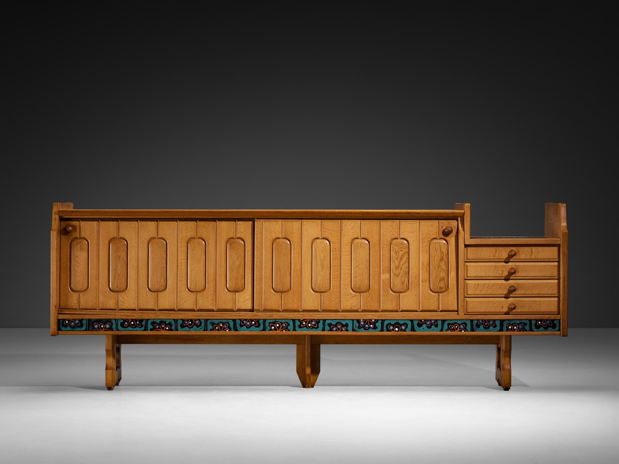 Guillerme & Chambron 'Simon' Sideboard in Oak with Ceramics