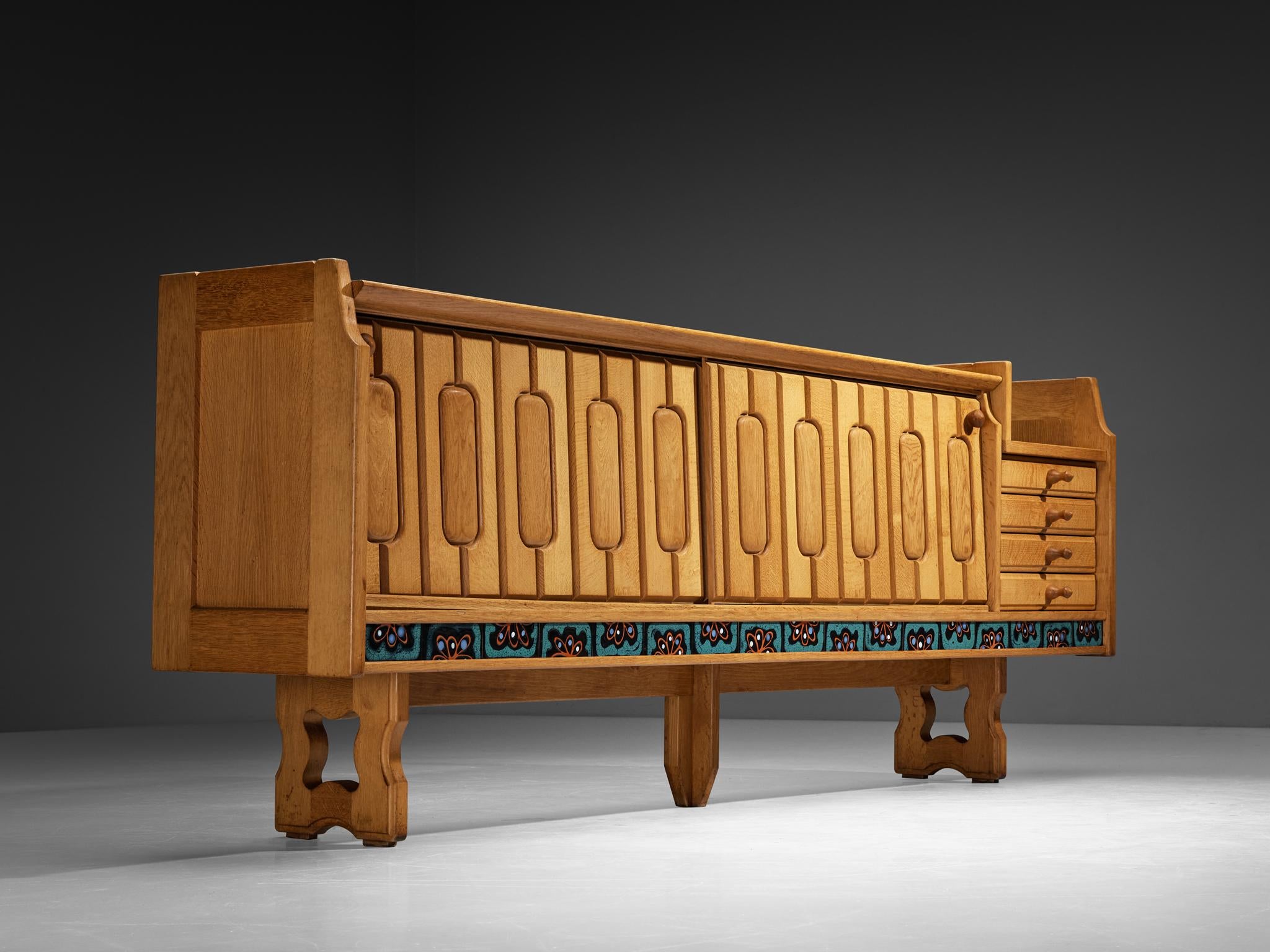 Guillerme & Chambron 'Simon' Sideboard in Oak with Ceramics