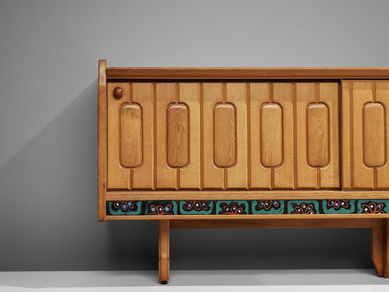 Guillerme & Chambron 'Simon' Sideboard in Oak with Ceramics