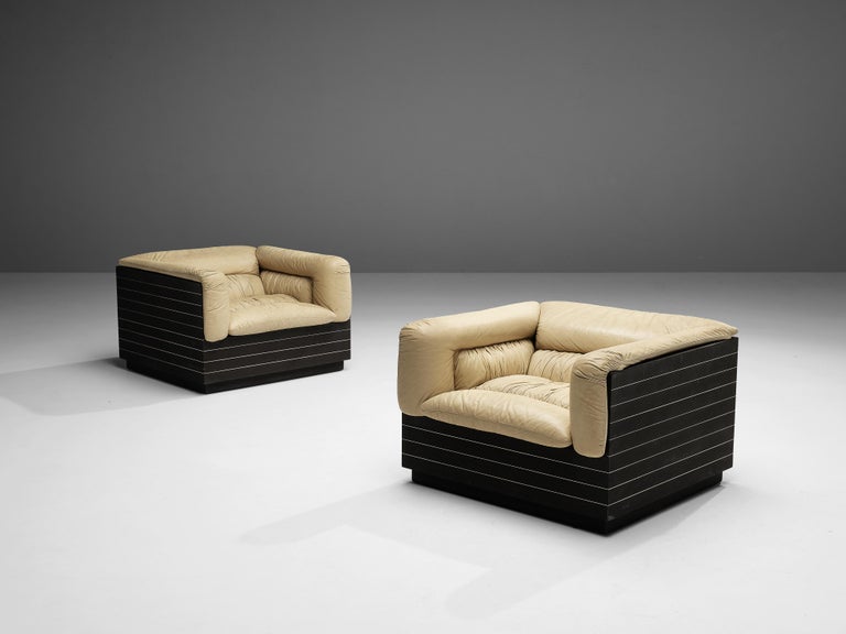 Giovanni Offredi for Saporiti Pair of Lounge Chairs in Beige Leather