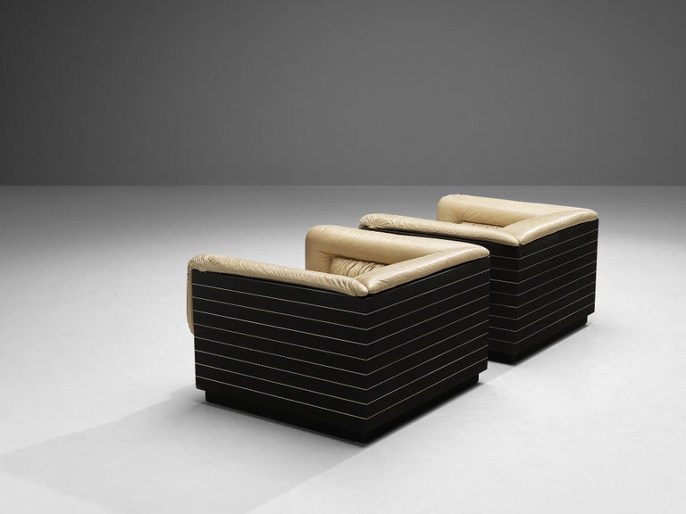 Giovanni Offredi for Saporiti Pair of Lounge Chairs in Beige Leather