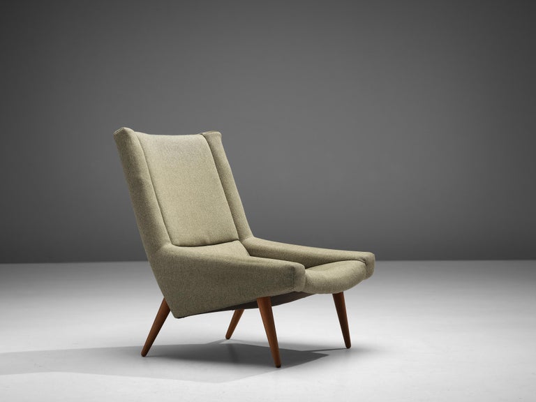 Illum Wikkelsø Lounge Chair in Green Upholstery