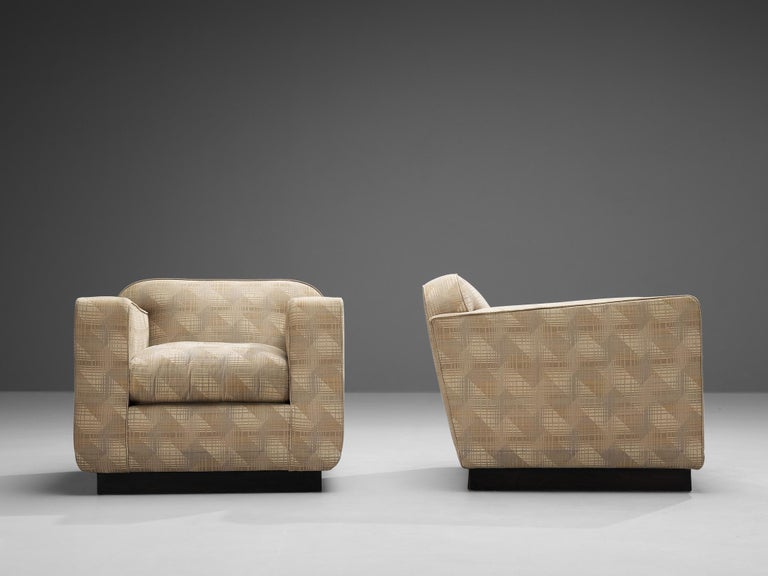 Italian Pair of Art Deco Armchairs in Beige Upholstery