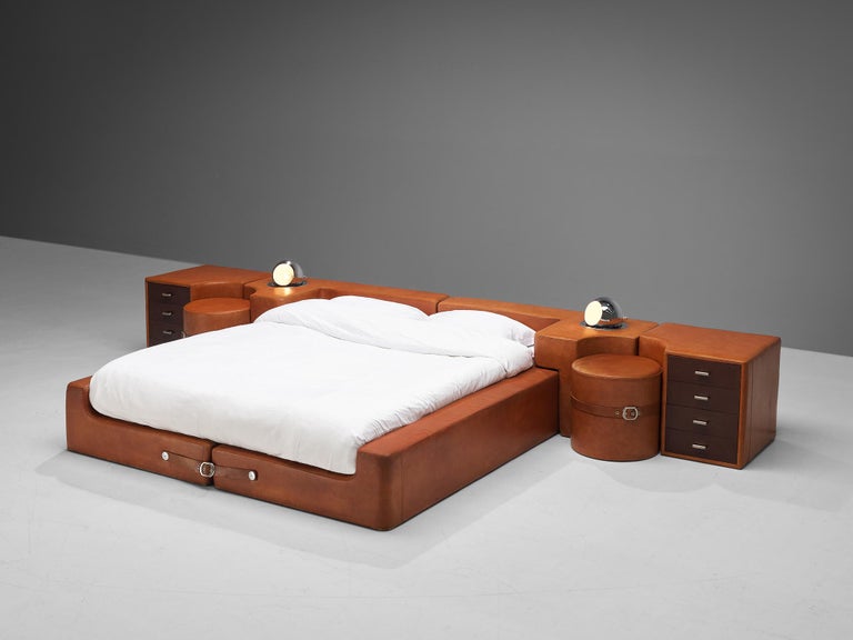 Guido Faleschini for Mariani Set of Queen Bed Nightstands and Stools in Leather