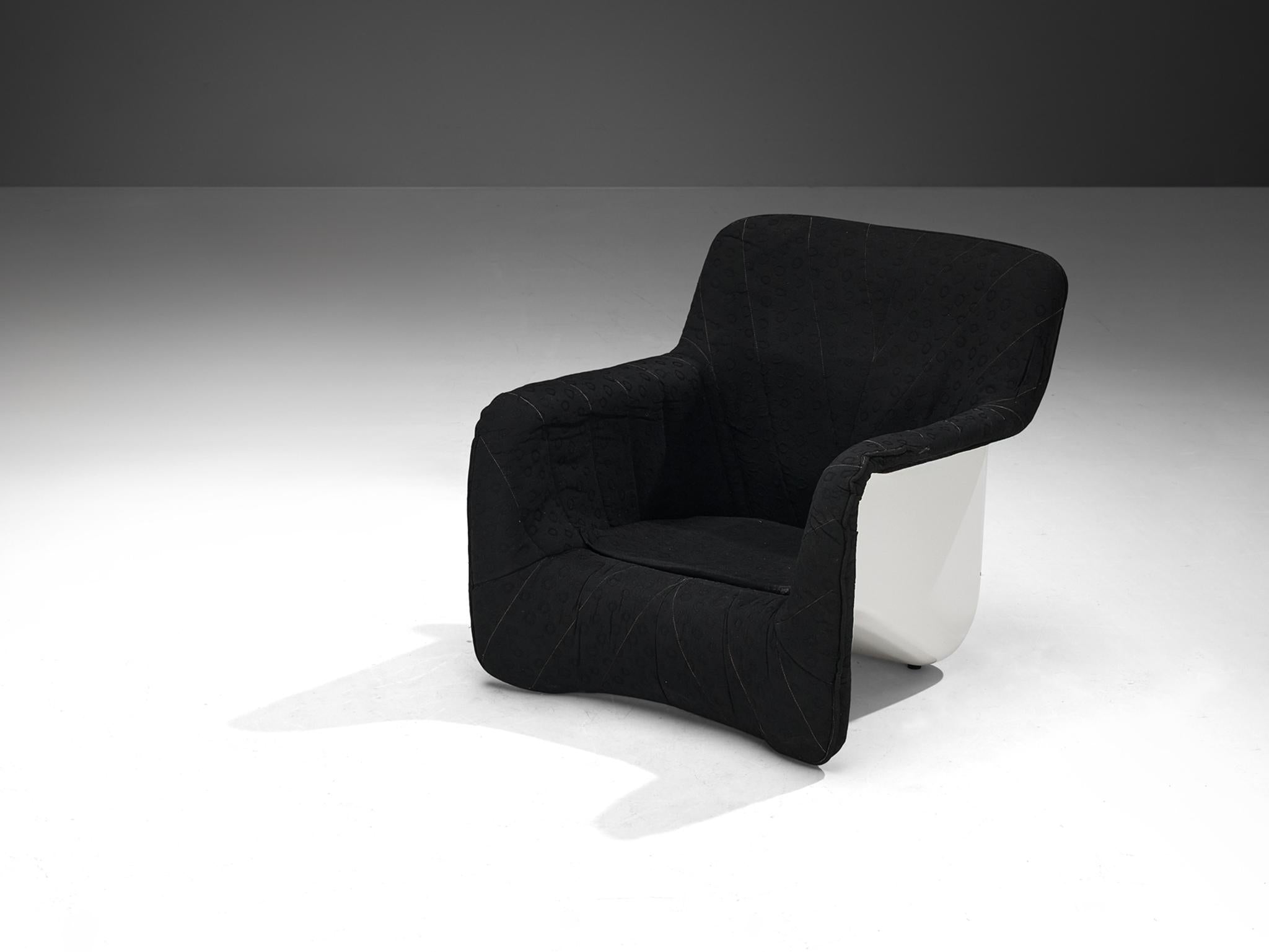 Carlo Bartoli for Arflex 'Bicia' Lounge Chair in Fiberglass