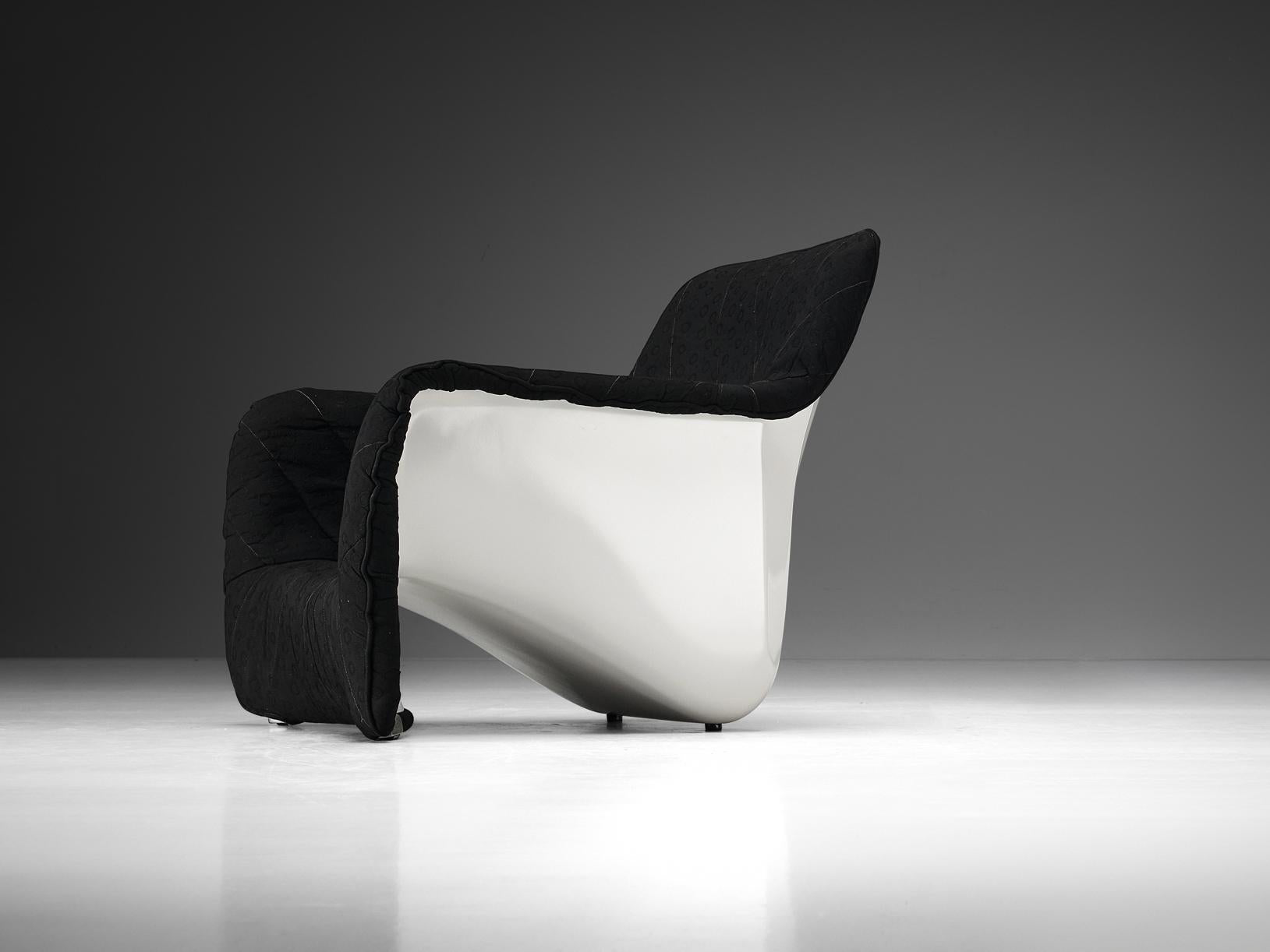 Carlo Bartoli for Arflex 'Bicia' Lounge Chair in Fiberglass