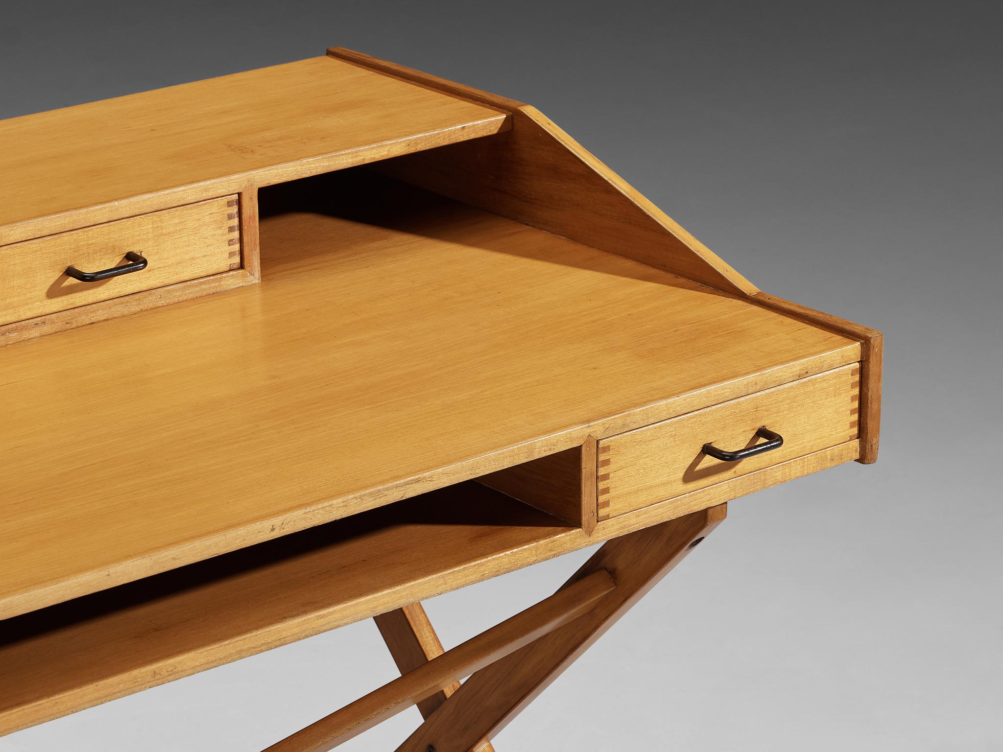 Gianfranco Frattini for Cantieri Carugati Desk in Cherry