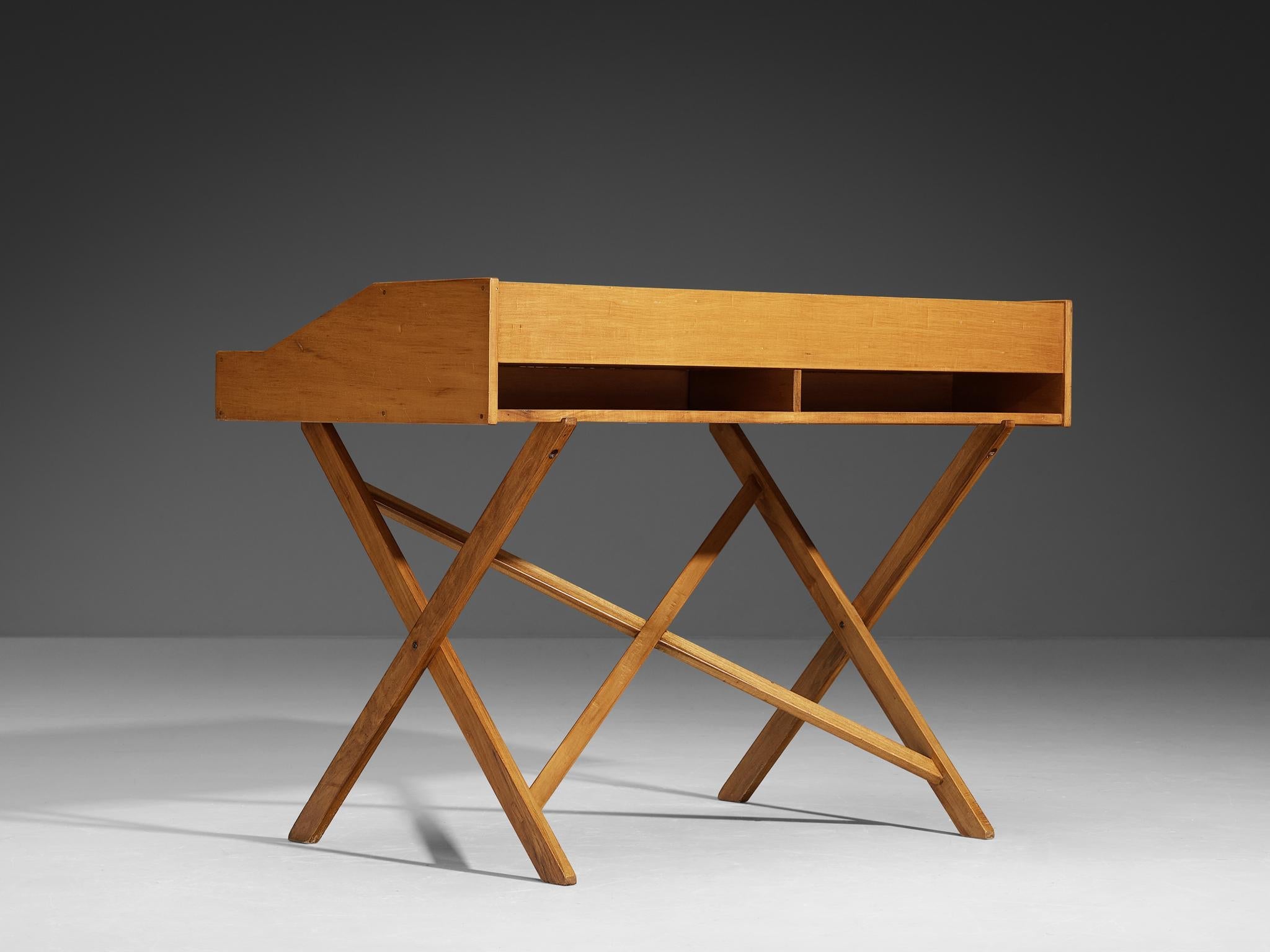 Gianfranco Frattini for Cantieri Carugati Desk in Cherry