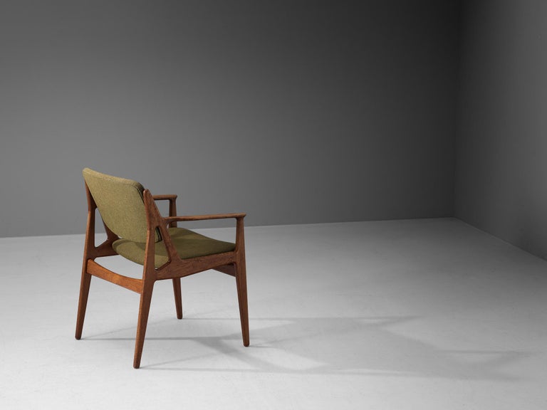 Arne Vodder for Vamo Møbelfabrik Pair of Armchairs in Teak and Green Fabric