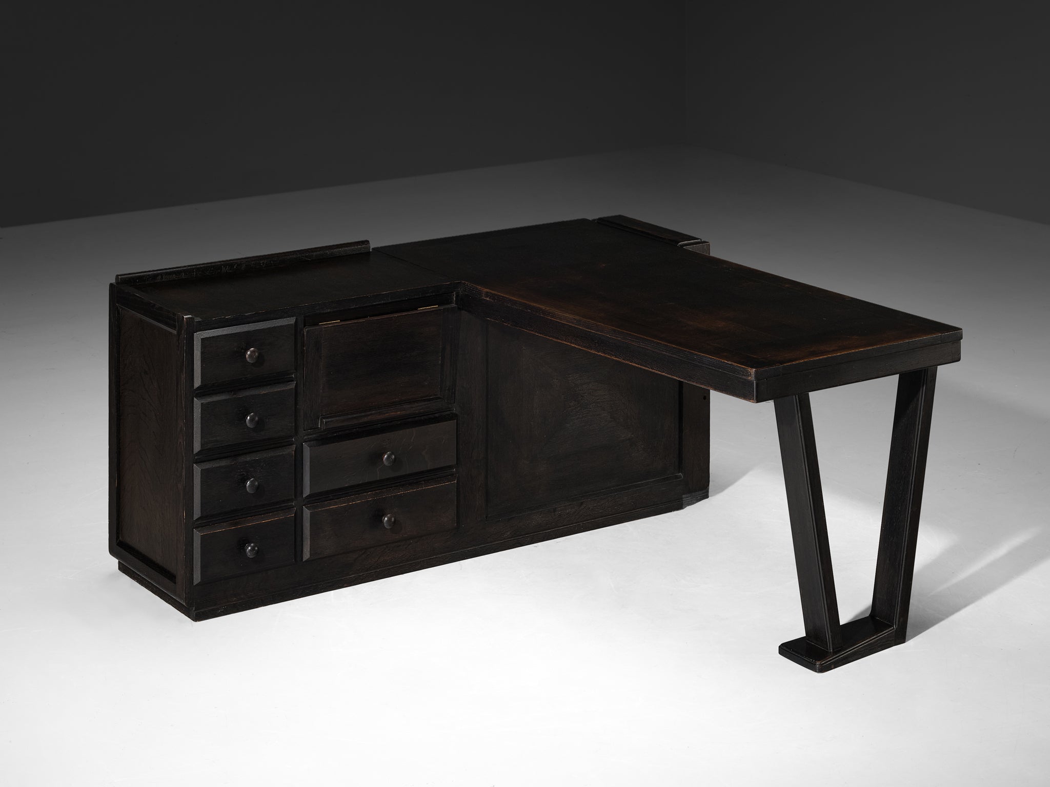 Guillerme & Chambron Free-Standing Corner Desk in Dark Oak