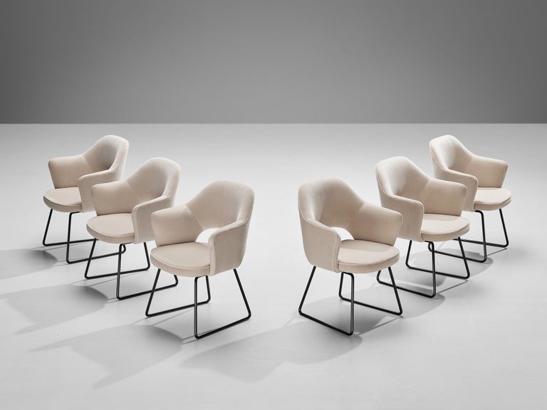 Eero Saarinen Limited Edition ‘Conference’ Armchairs of UNESCO Paris