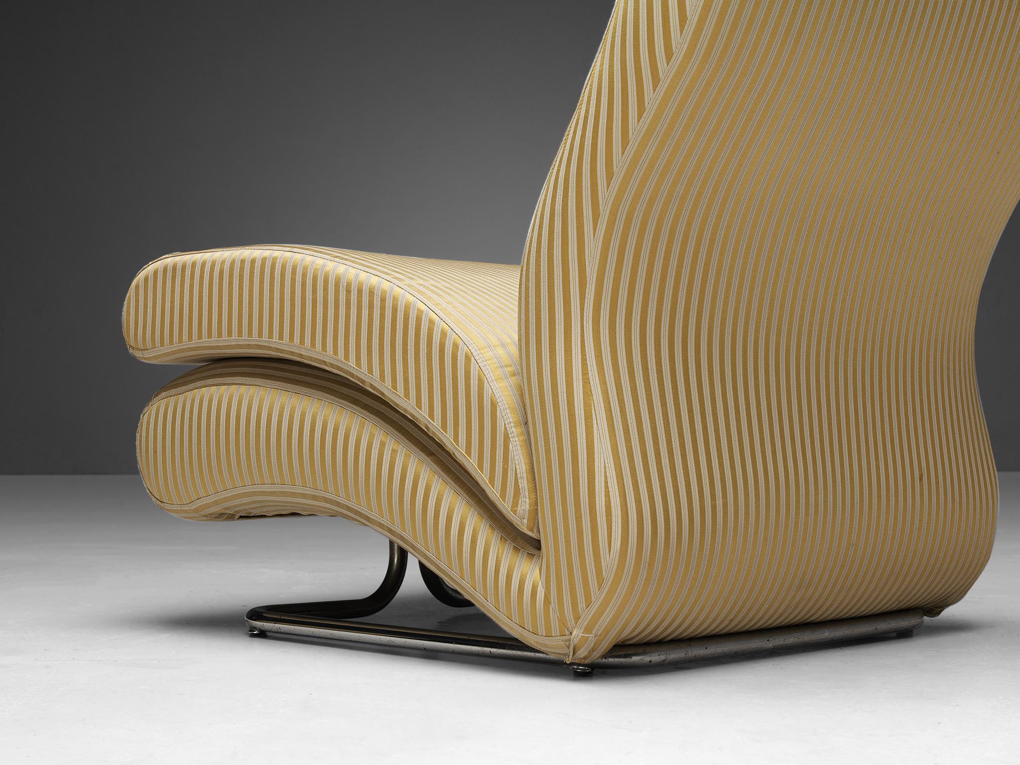 Vittorio Varo for I.P.E. 'Cigno' Lounge Chair in Striped Upholstery