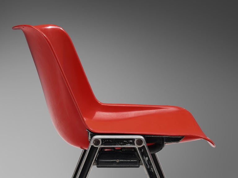 Centro Progetti Tecno Stackable ‘Modus’ Chairs in Red