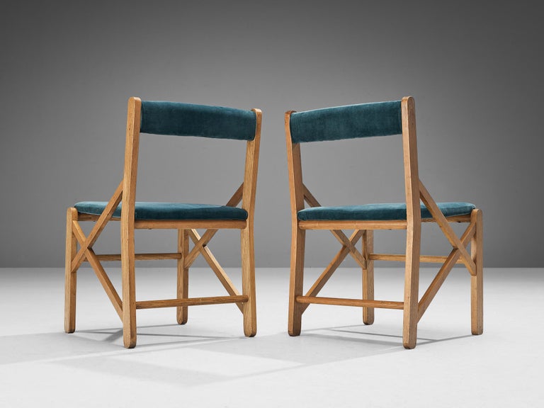 Italian Pair of Dining Chairs With Structural Frames in Oak