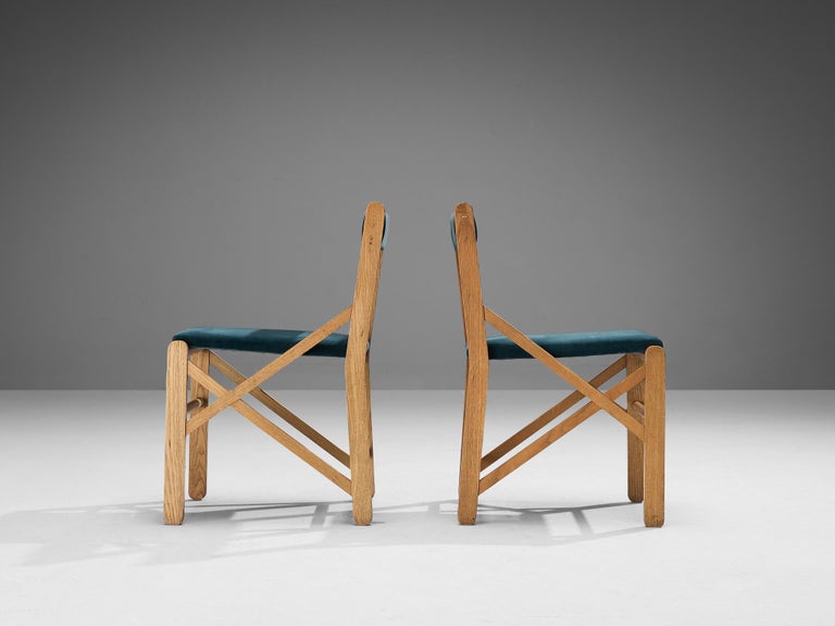 Italian Pair of Dining Chairs With Structural Frames in Oak