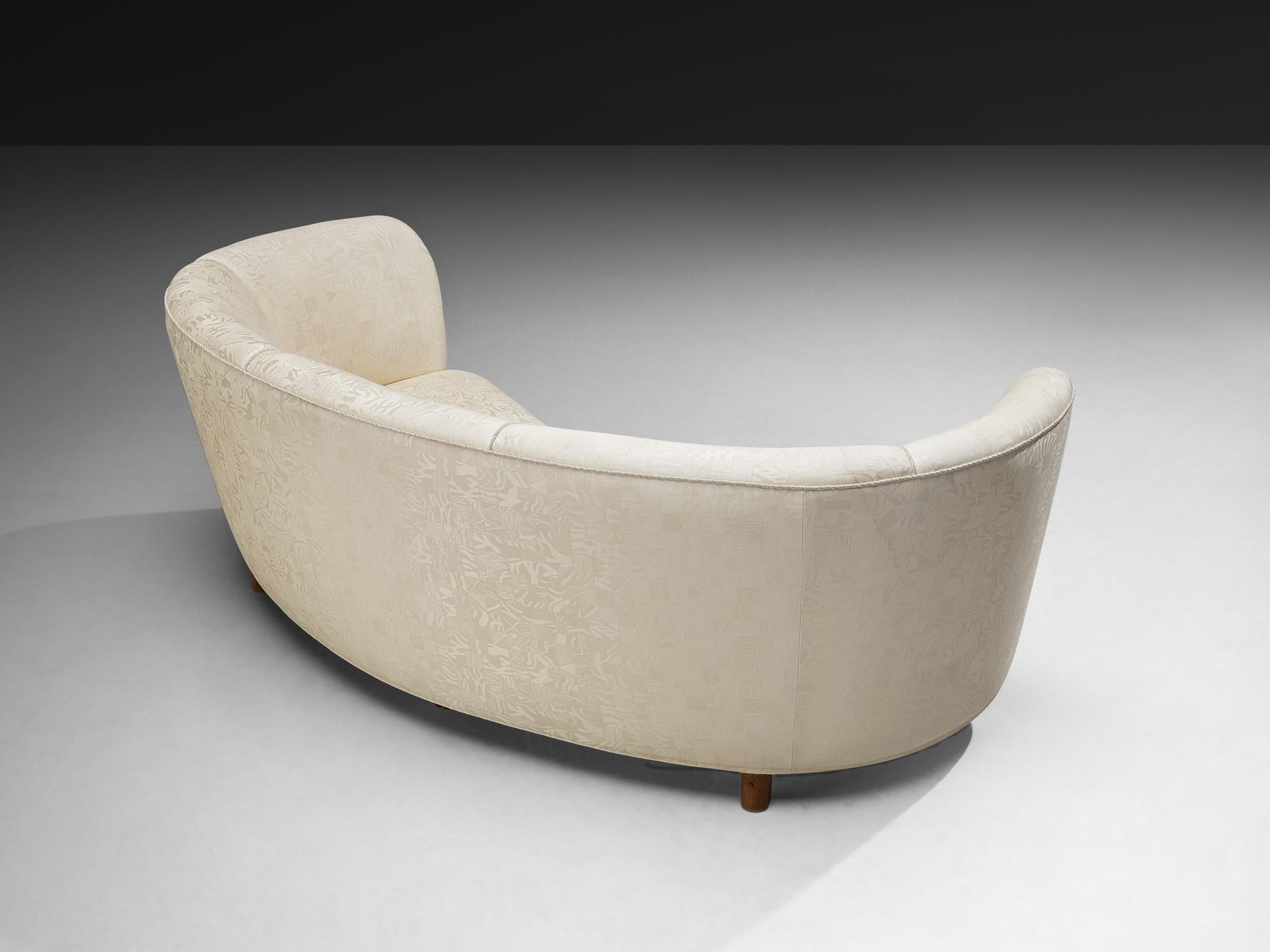 Danish Banana Sofa in Patterned Off White Upholstery