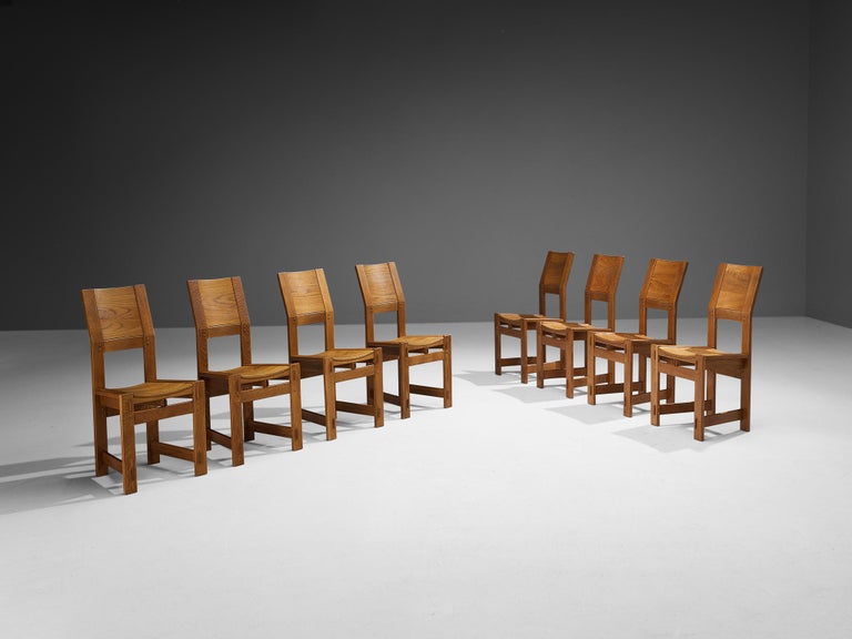 Giuseppe Rivadossi Set of Eight Dining Chairs in Oak