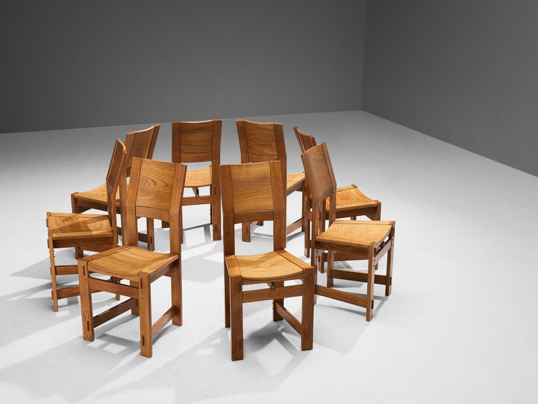 Giuseppe Rivadossi Set of Eight Dining Chairs in Oak