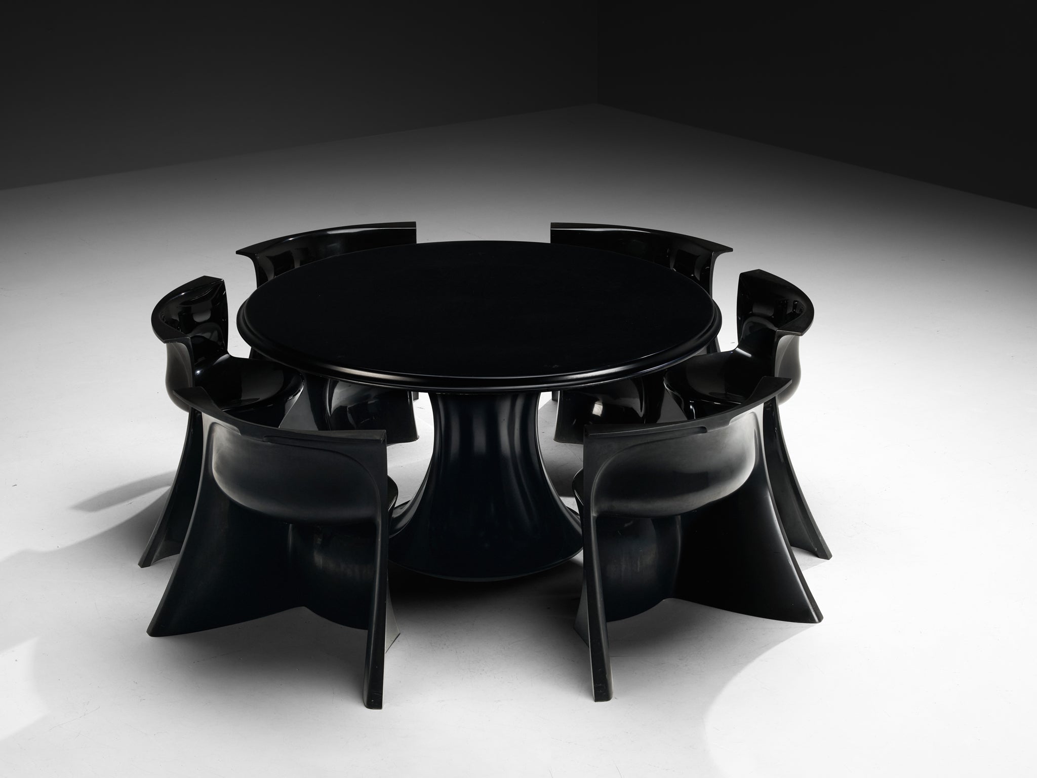 Pierluigi Spadolini for 1P 'Boccio' Dining Set with Table and Six Chairs