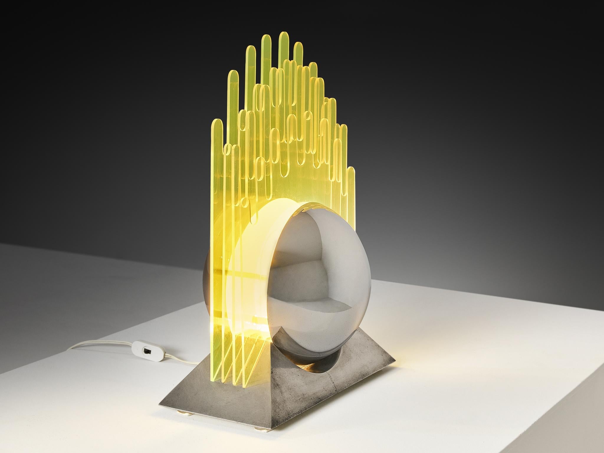 Sergio Giobbi & Patrizia Innocenti 'Sfera' Table Lamp in Yellow Acrylic