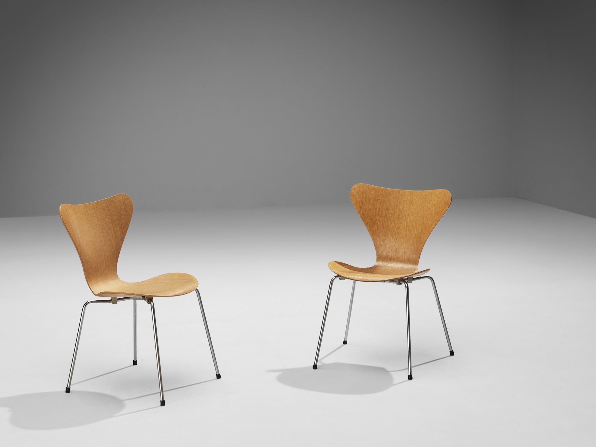 Arne Jacobsen for Fritz Hansen Set of Ten Butterfly Chairs in Plywood