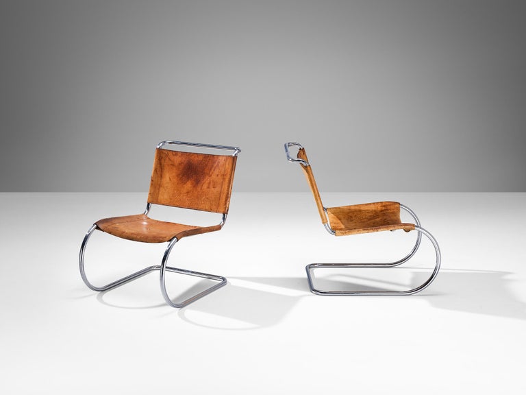 Pair of Cantilever Chairs in Cognac Leather and Chrome-plated Steel