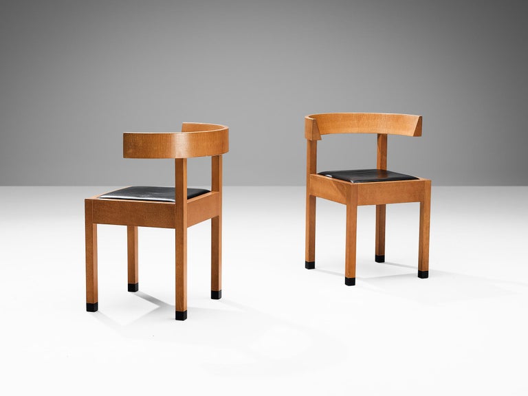 Oswald Mathias Ungers for Draenert Pair of 'Leonardo' Dining Chairs Leather