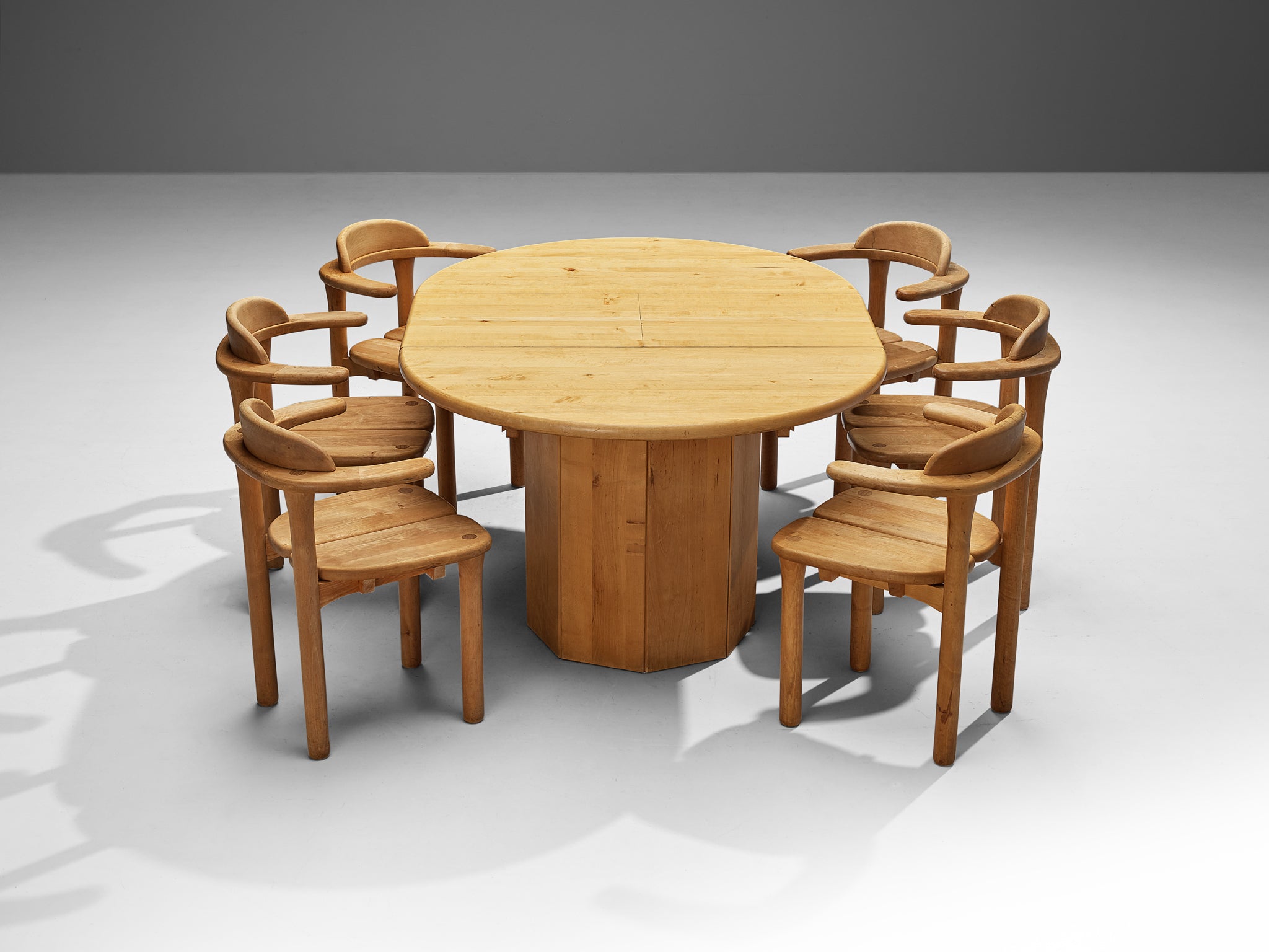 Round maple dining clearance table and chairs