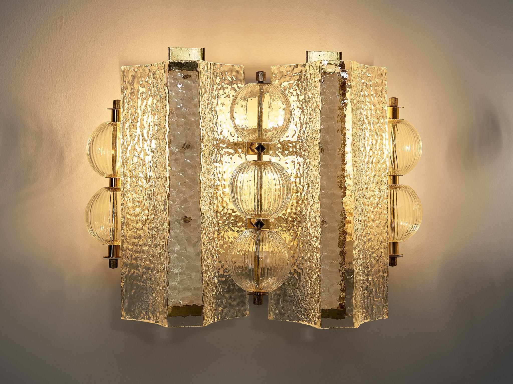 Wall Light in Textured Glass and Brass