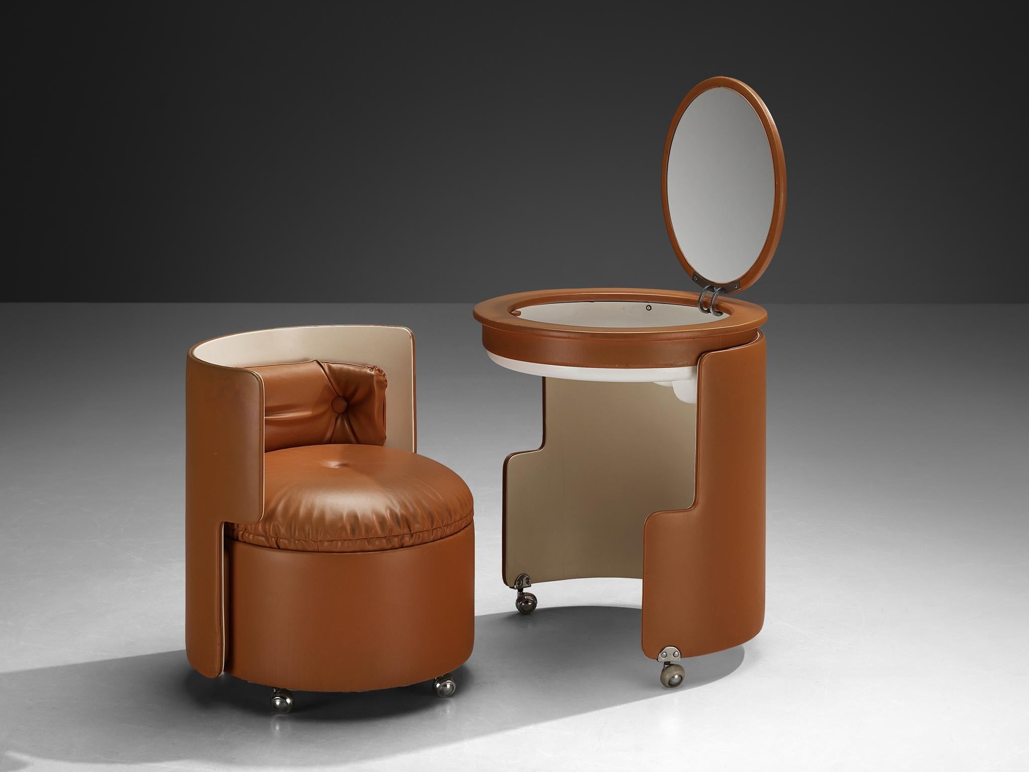 Luigi Massoni ‘Dilly Dally’ Vanity Set in Cognac Leatherette