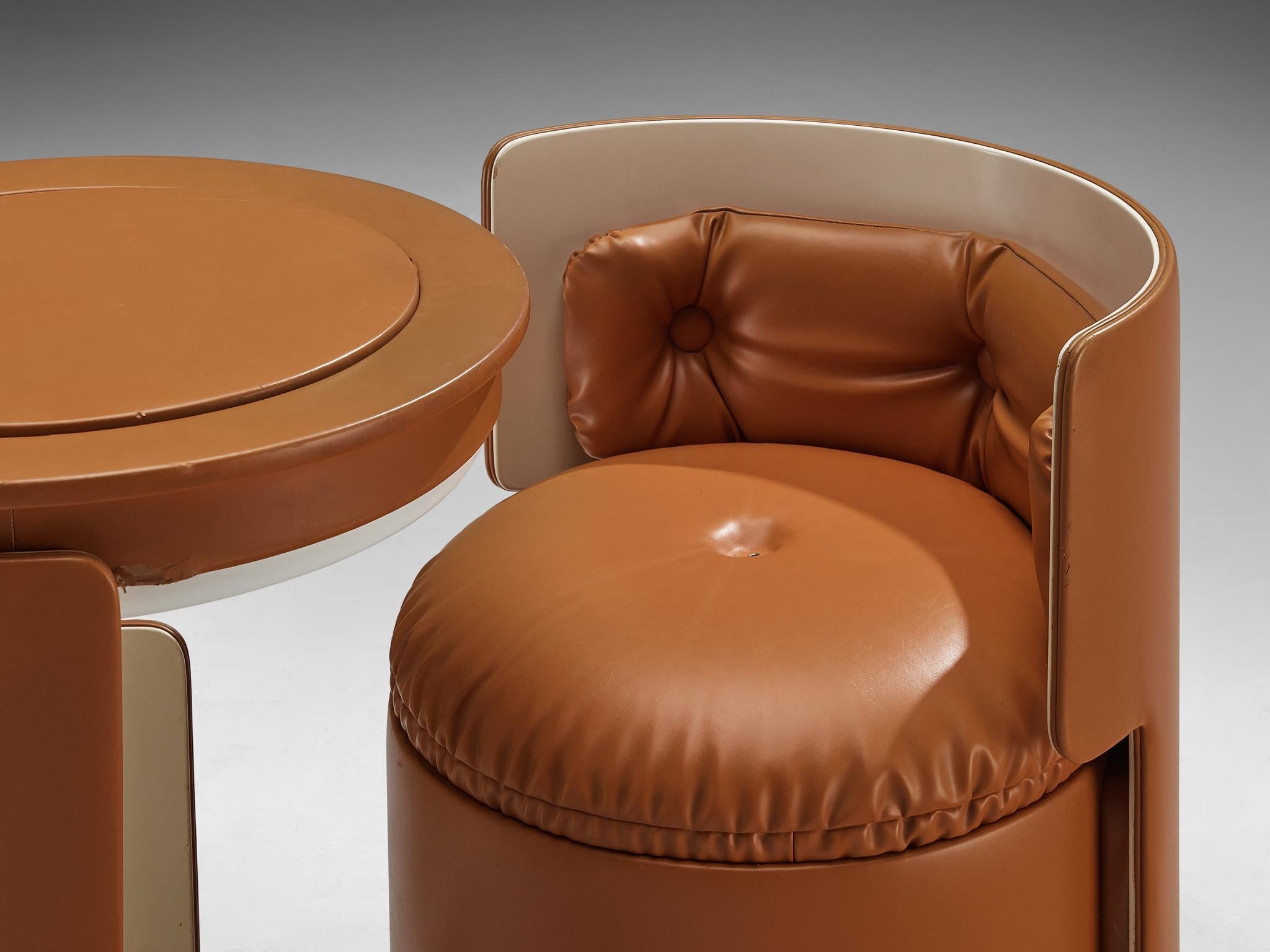 Luigi Massoni ‘Dilly Dally’ Vanity Set in Cognac Leatherette