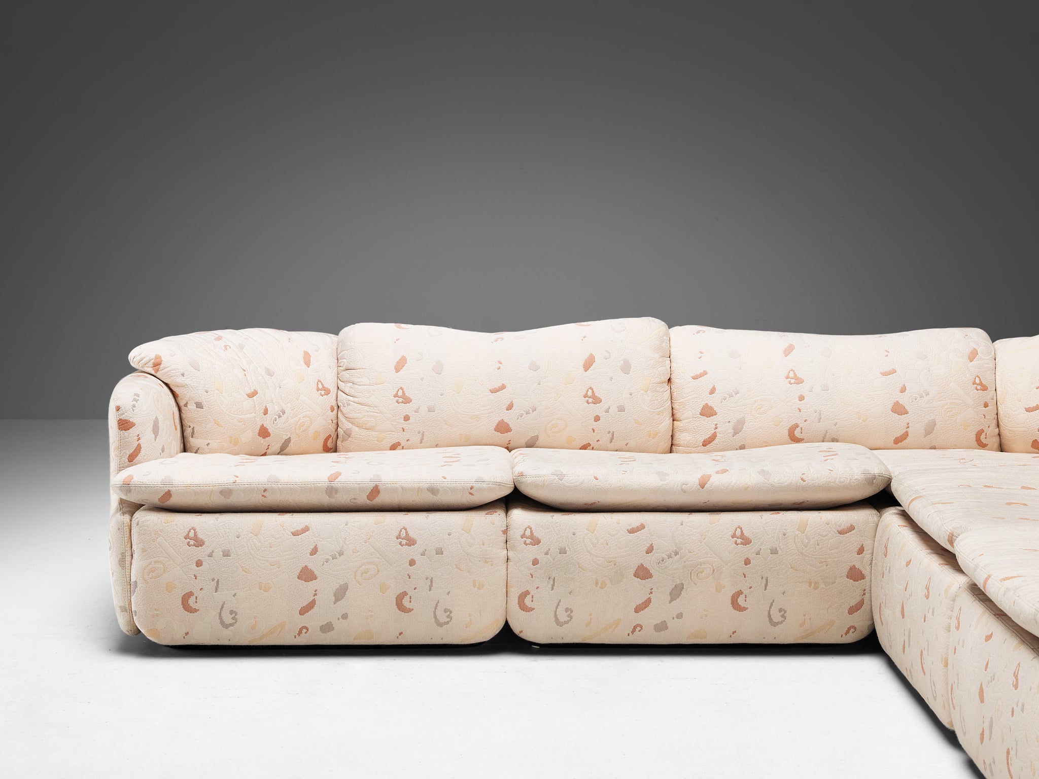 Alberto Rosselli for Saporiti Confidential Corner Sofa in Decorative Fabric