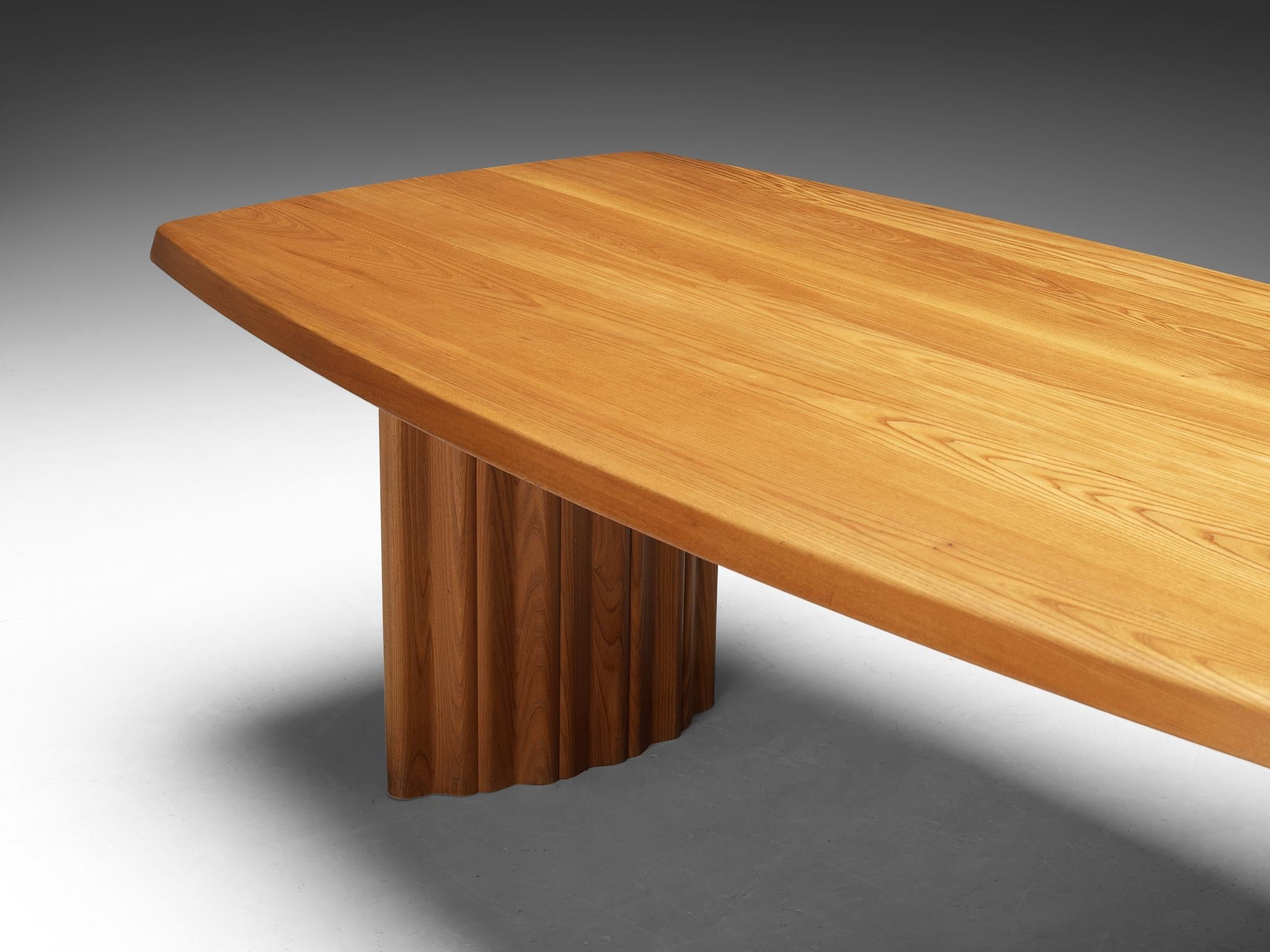 French Seltz Dining Table in Solid Elm