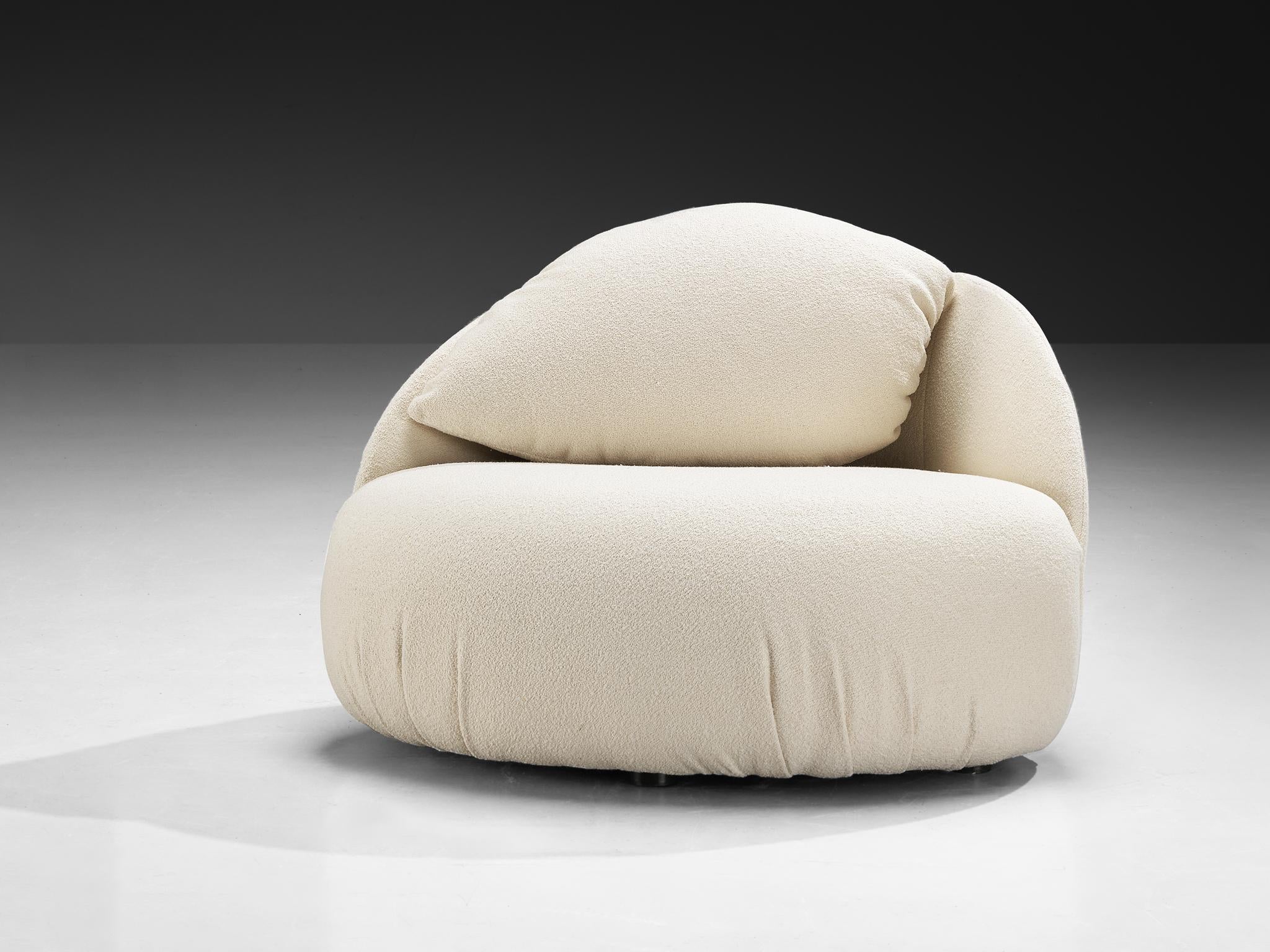 Hans Hopfer for Roche Bobois Post-Modern Lounge in Off-White Fabric